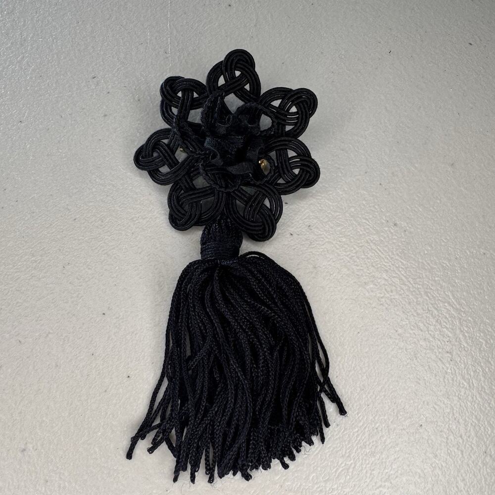 Vintage Black Cord Tassel Brooch – Woven Frog Knot Pin